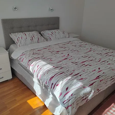 Appartement For Families With Children Veprinac, Opatija - 22254 Ičići